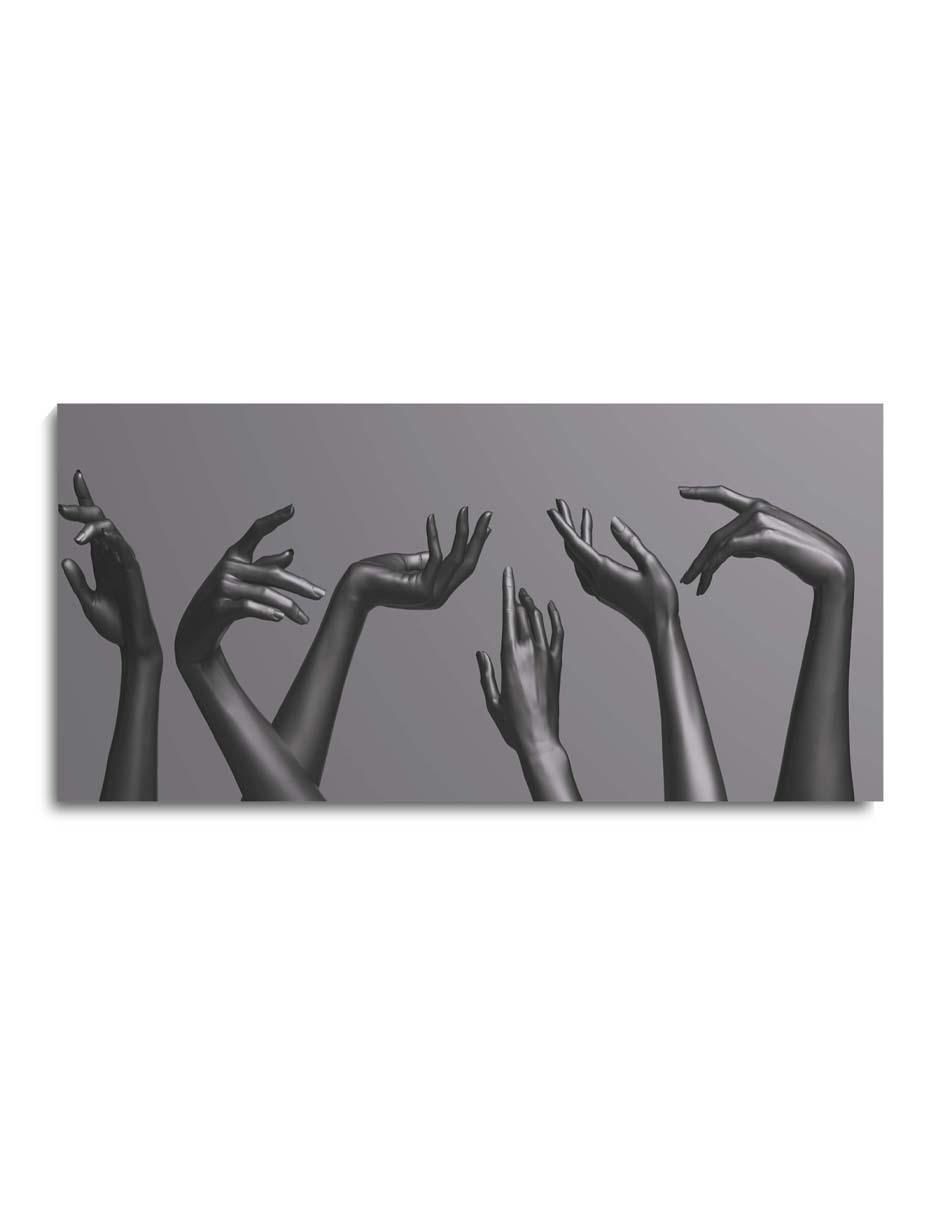 Cuadro decorativo Canvas Art Manos femeninas elegantes con barniz a registro